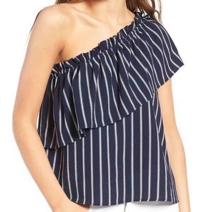 BP. One Shoulder Top